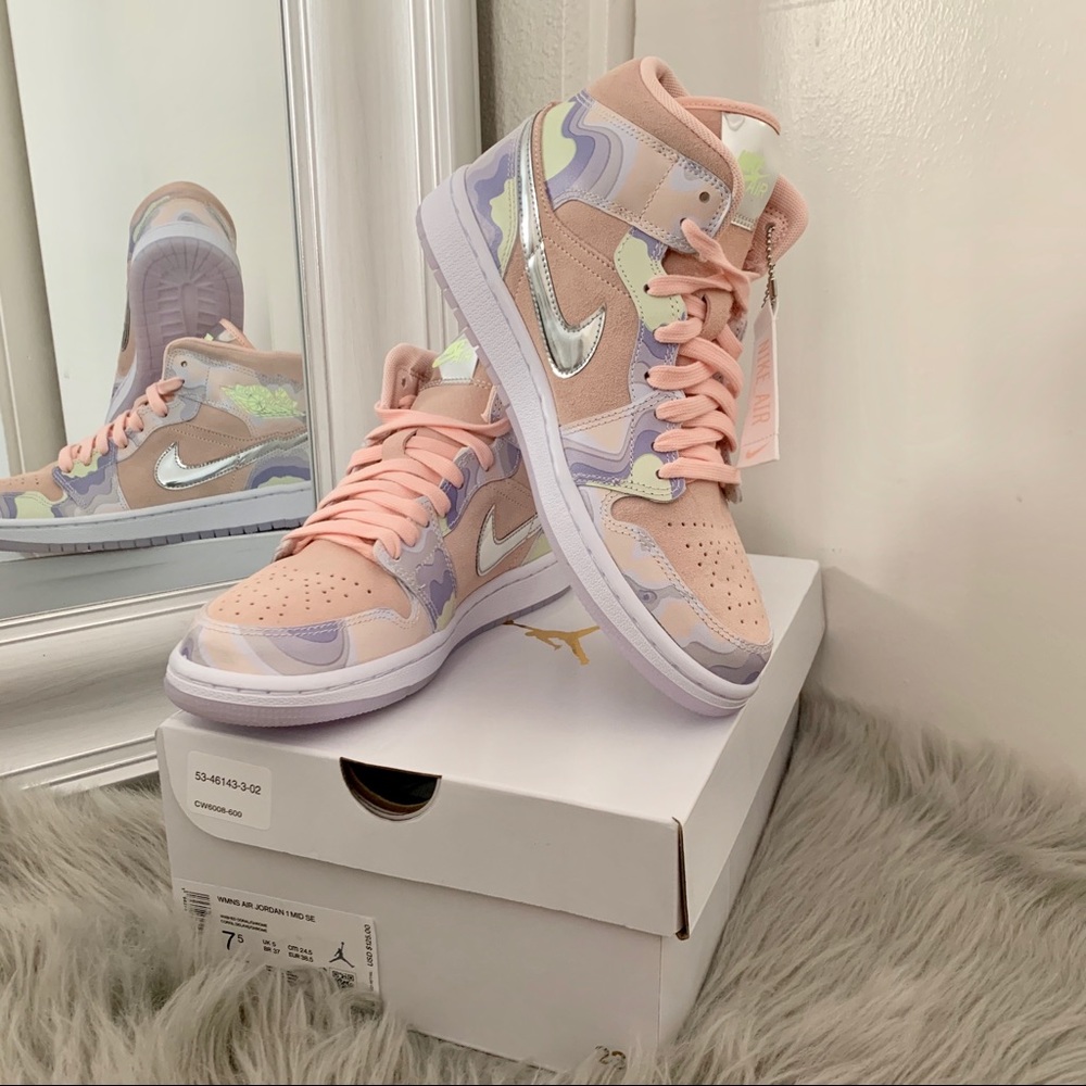 Jordan Women's Sneakers in Pink and Silver